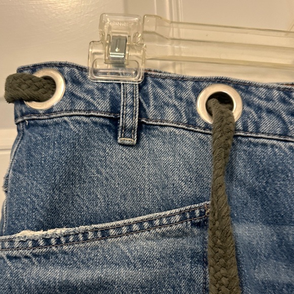 We The Free Blue Barrel Legged Patchwork Women's Jeans - Picture 3 of 6